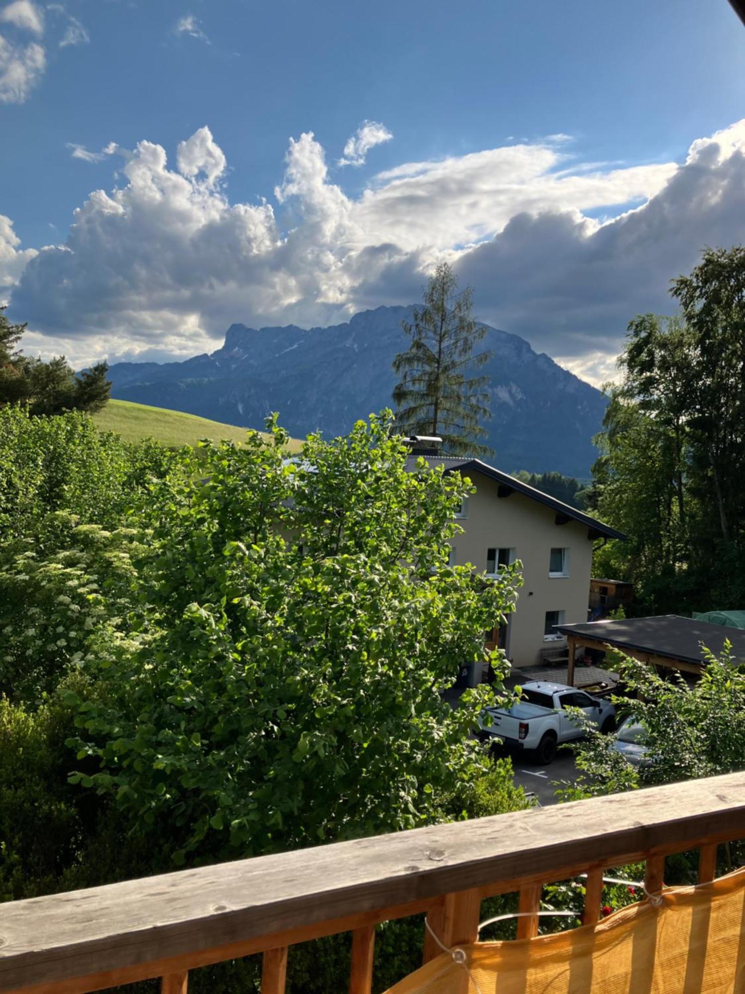 Untersberg Und Festungsblick Apartamento Puch bei Hallein Exterior foto